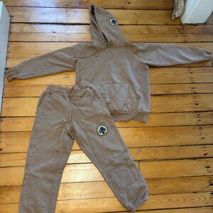 Undefeated SweatSuit Mens Size small